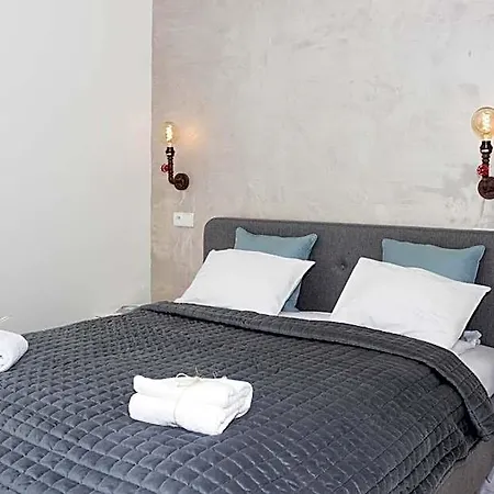 Chillout Hostel *