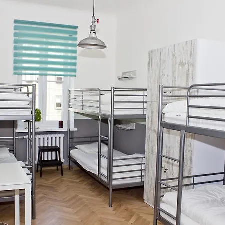 Chillout Hostel *
