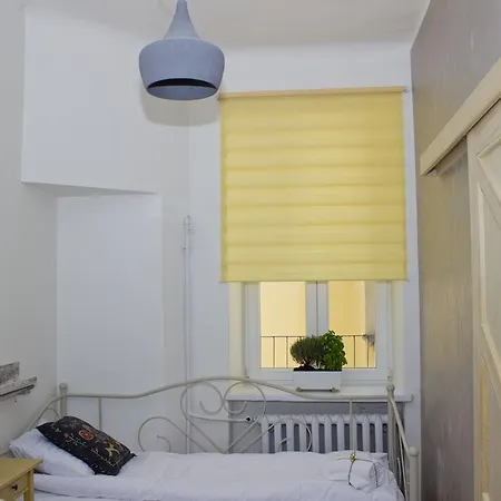 Chillout Hostel *