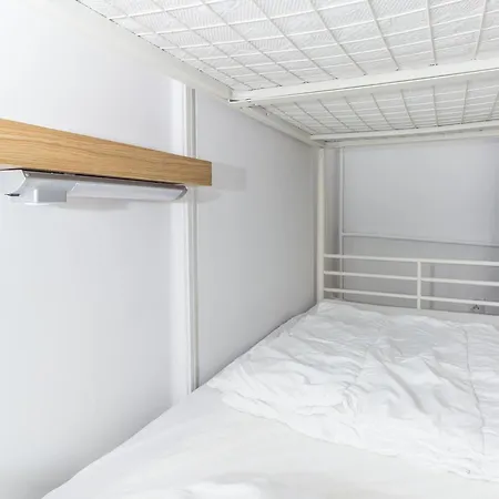 Chillout Hostel *